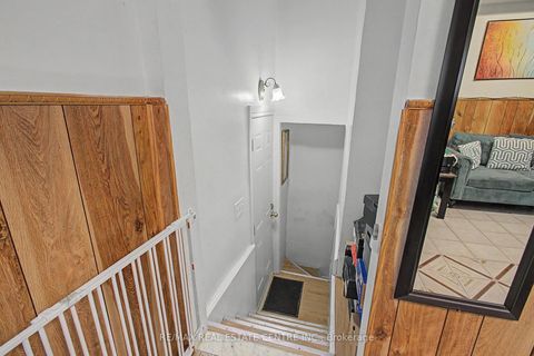 Photo 14 at 224 Livingstone Avenue, Belgravia, Toronto