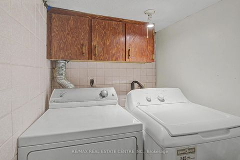 Photo 16 at 224 Livingstone Avenue, Belgravia, Toronto