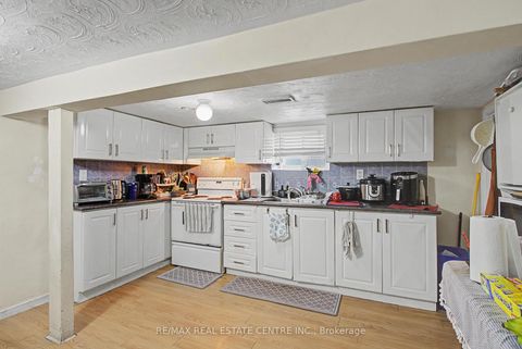 Photo 22 at 224 Livingstone Avenue, Belgravia, Toronto