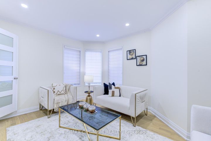 Photo 9 at 13 Ribbon Drive, Wellington, Brampton