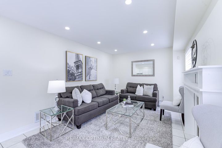 Photo 21 at 13 Ribbon Drive, Wellington, Brampton