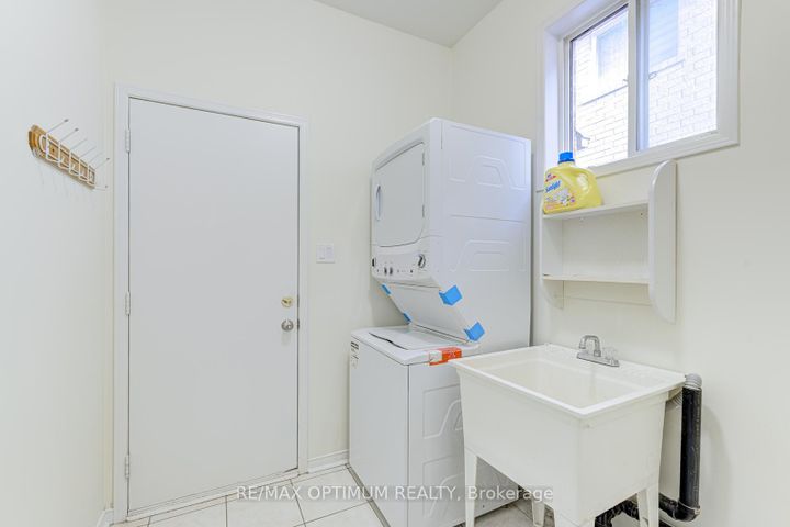 Photo 25 at 13 Ribbon Drive, Wellington, Brampton