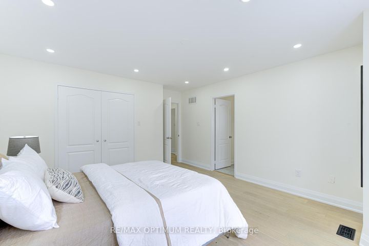 Photo 29 at 13 Ribbon Drive, Wellington, Brampton