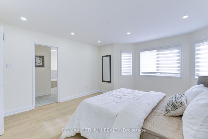 Photo 30 at 13 Ribbon Drive, Wellington, Brampton