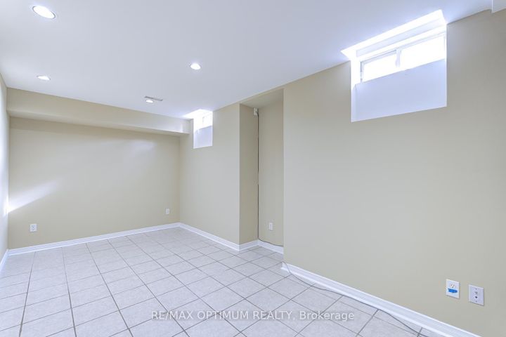 Photo 41 at 13 Ribbon Drive, Wellington, Brampton