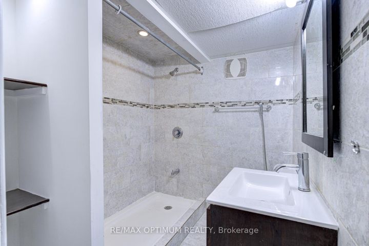 Photo 45 at 13 Ribbon Drive, Wellington, Brampton