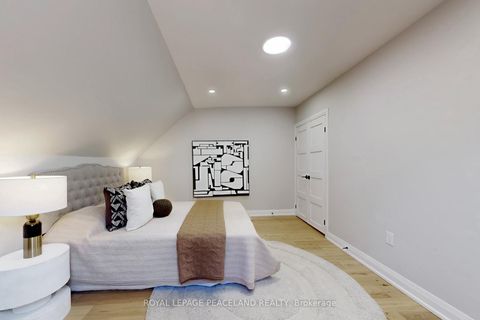 Photo 24 at 101 Marchmount Road, Wychwood, Toronto