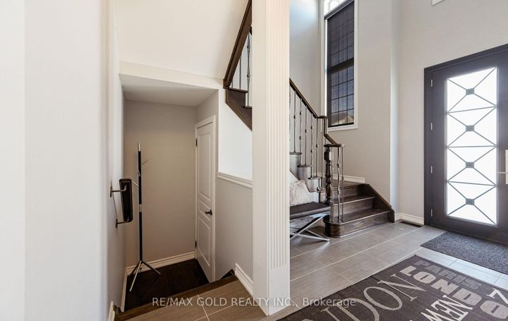 Photo 6 at 59 Kalmia Road, Credit Valley, Brampton