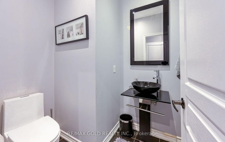 Photo 18 at 59 Kalmia Road, Credit Valley, Brampton