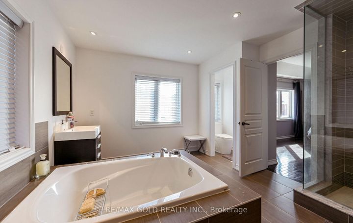 Photo 25 at 59 Kalmia Road, Credit Valley, Brampton