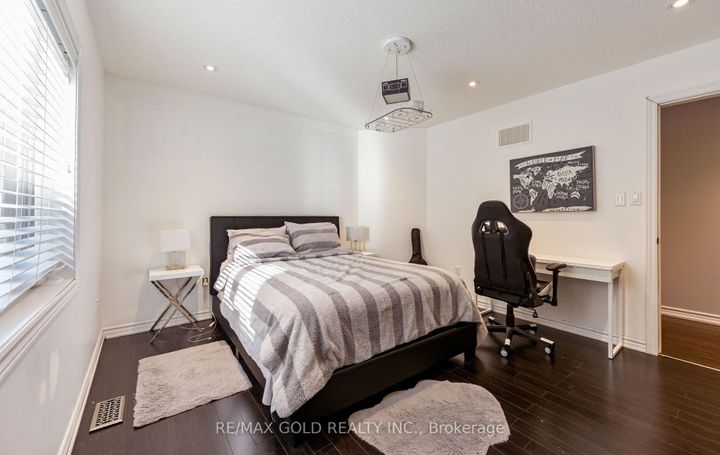 Photo 27 at 59 Kalmia Road, Credit Valley, Brampton