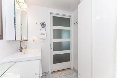 Photo 23 at 1005 - 15 Michael Power Place, City Centre West, Toronto