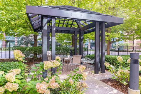 Photo 37 at 1005 - 15 Michael Power Place, City Centre West, Toronto