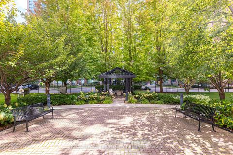 Photo 40 at 1005 - 15 Michael Power Place, City Centre West, Toronto