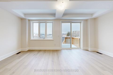 Photo 3 at 50 Schmeltzer Crescent, Rural Richmond Hill, Richmond Hill