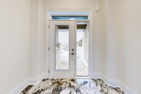 Photo 15 at 50 Schmeltzer Crescent, Rural Richmond Hill, Richmond Hill