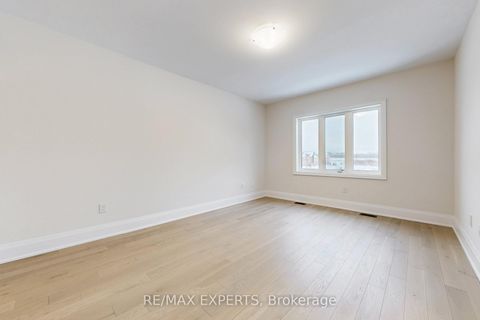 Photo 22 at 50 Schmeltzer Crescent, Rural Richmond Hill, Richmond Hill