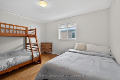 Photo 33 at 60 Wolfson Crescent, Oak Ridges Lake Wilcox, Richmond Hill