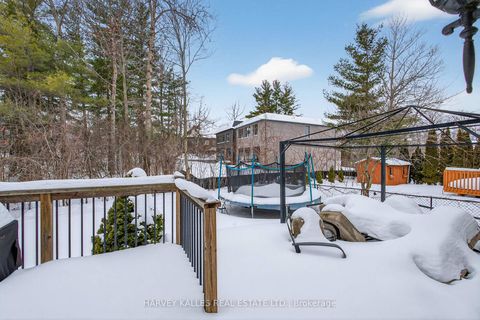 Photo 44 at 60 Wolfson Crescent, Oak Ridges Lake Wilcox, Richmond Hill