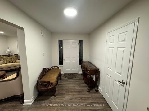 Photo 6 at 39 Camrose Drive, Keswick South, Georgina