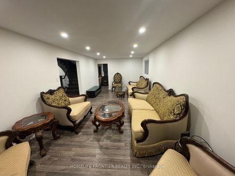 Photo 8 at 39 Camrose Drive, Keswick South, Georgina