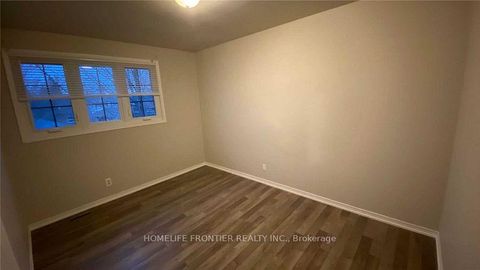 Photo 11 at 39 Camrose Drive, Keswick South, Georgina