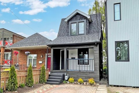 Photo 1 at 50 King Edward Avenue, Lumsden, Toronto