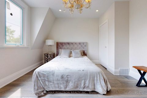 Photo 17 at 50 King Edward Avenue, Lumsden, Toronto