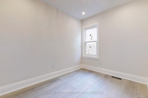 Photo 19 at 50 King Edward Avenue, Lumsden, Toronto