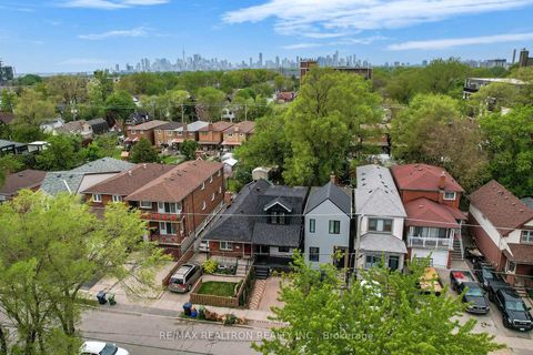 Photo 36 at 50 King Edward Avenue, Lumsden, Toronto