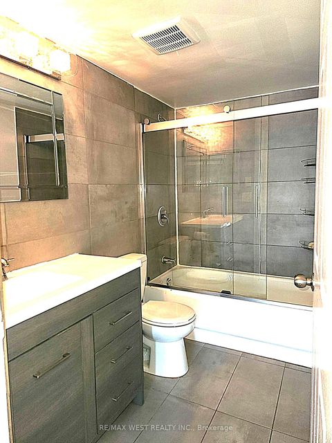 Photo 18 at 513 - 309 Major Mackenzie Drive E, Harding, Richmond Hill