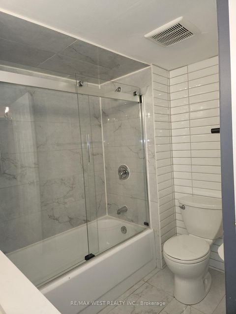 Photo 20 at 513 - 309 Major Mackenzie Drive E, Harding, Richmond Hill