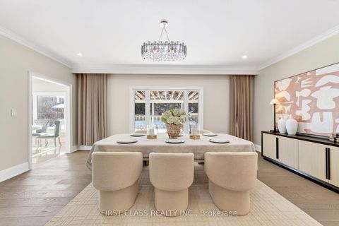 Photo 7 at 31 Boake Trail, Bayview Hill, Richmond Hill