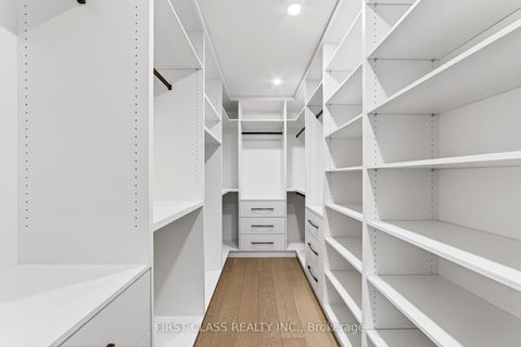 Photo 30 at 31 Boake Trail, Bayview Hill, Richmond Hill