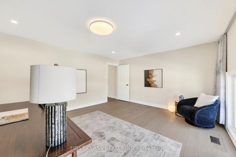 Photo 32 at 31 Boake Trail, Bayview Hill, Richmond Hill