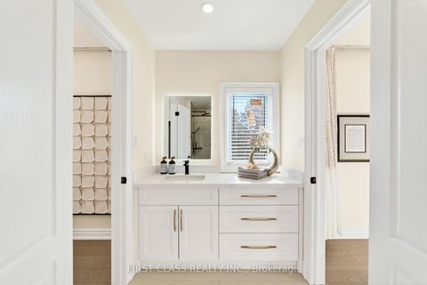 Photo 42 at 31 Boake Trail, Bayview Hill, Richmond Hill