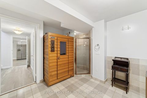 Photo 46 at 31 Boake Trail, Bayview Hill, Richmond Hill