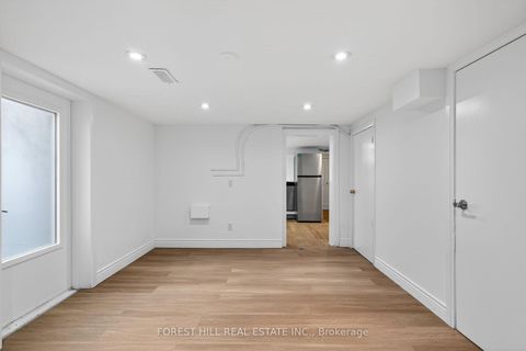 Photo 15 at 7 Ellsworth Avenue, Wychwood, Toronto