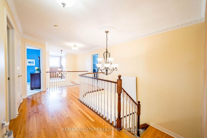 Photo 25 at 102 Dawnhill Avenue, McLaughlin, Oshawa
