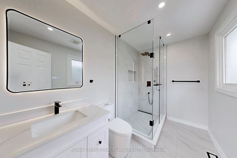 Photo 28 at 186 Marsi Road, North Richvale, Richmond Hill