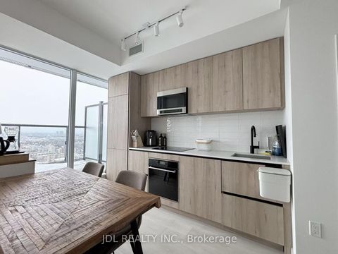 Photo 6 at 3410 - 127 Broadway Avenue, Mount Pleasant West, Toronto