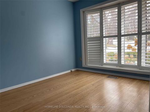 Photo 9 at 24 Meadowglade Crescent, Henry Farm, Toronto