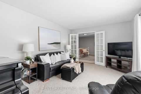 Photo 6 at 30 Castle Harbour Drive, Port Perry, Scugog