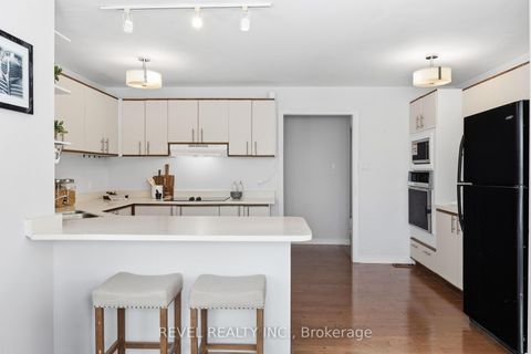 Photo 9 at 30 Castle Harbour Drive, Port Perry, Scugog