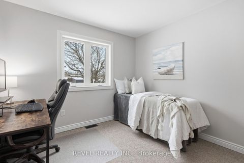 Photo 19 at 30 Castle Harbour Drive, Port Perry, Scugog