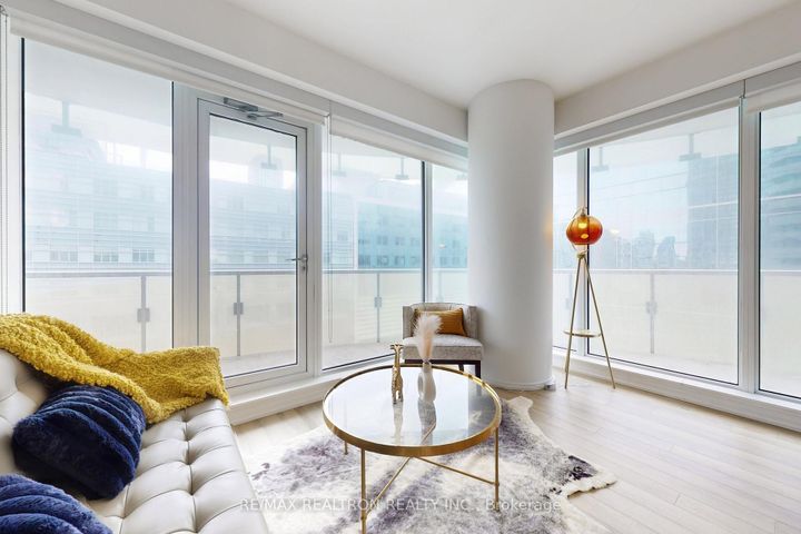 Photo 5 at 1505 - 197 Yonge Street, Yonge Corridor, Toronto