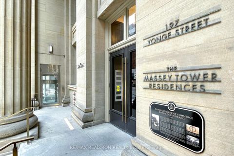 Photo 2 at 1505 - 197 Yonge Street, Yonge Corridor, Toronto