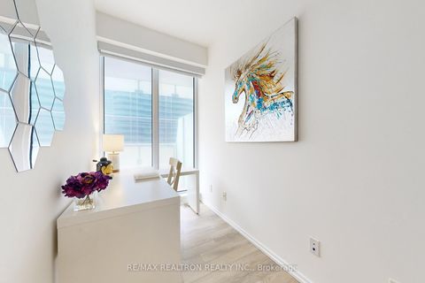 Photo 14 at 1505 - 197 Yonge Street, Yonge Corridor, Toronto