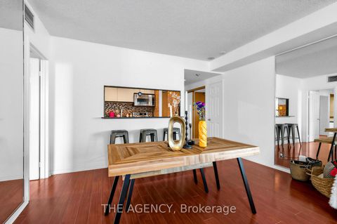 Photo 8 at 606 - 99 Harbour Square, Waterfront Communities C1, Toronto