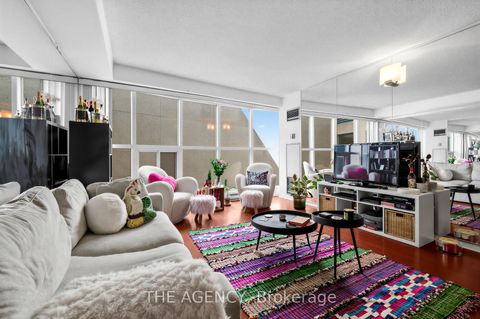 Photo 12 at 606 - 99 Harbour Square, Waterfront Communities C1, Toronto